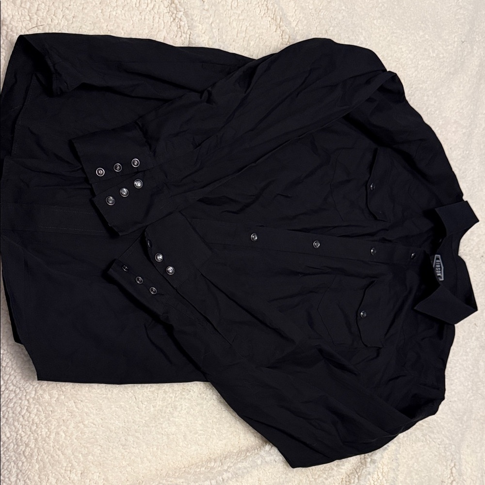 Men's Black Button-Up Shirt